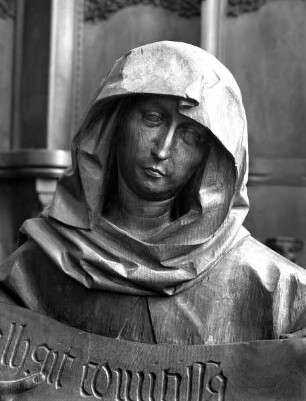 Chorgestühl — Büste der Gräfin Adelheid von Tübingen
