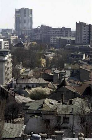Baneasa: Vom 10. Stock des Hotel Dorobant über Dächer auf Hotel Intercontinental