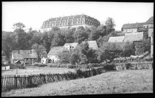 Wechselburg. Schloss