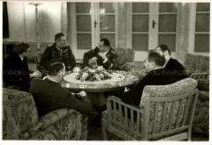Treffen Molotows und seiner Mitarbeiter mit Hitler in der Reichskanzlei