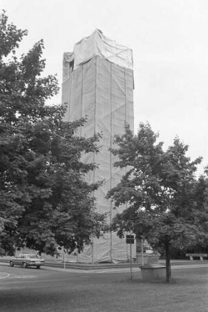 Renovierung des Turms der Lukaskirche
