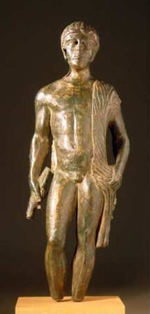 Hellenistische (?) Statuette des jugendlichen Jupiter mit Blitz und Mantel