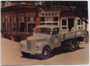 Werbefoto für den Kleintransporter Barkas V 901/2