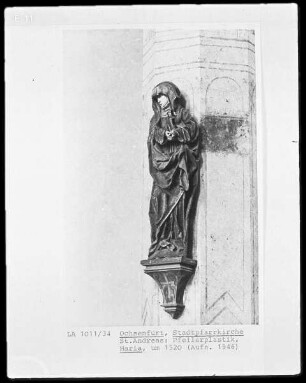 Maria mit Schwert in der Brust