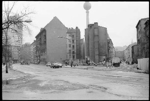 Rosa-Luxenburg-Straße Ecke Almstadtstraße