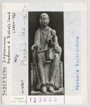 Paderborn, Diözesanmuseum: Madonna des Bischos Imad, Holz, um 1050