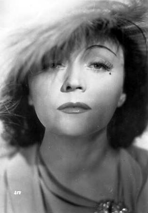 Pola Negri