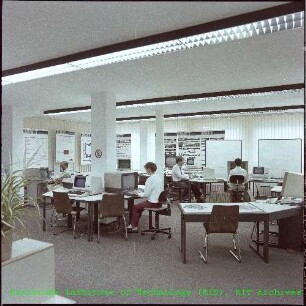 Labor für Computer Aided Design Computer Aided Manufacturing (CAD-CAM) unter der Projektträgerschaft Fertigungstechnik (PFT)