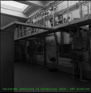 Laboranlage des Instituts für Heiße Chemie (IHCh)