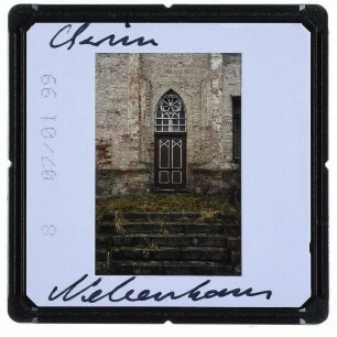 Chorin, Kloster : Detailansicht Eingang Fassade Nebenhaus