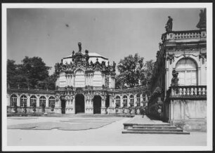 Dresden, Zwinger : Dresden-Altstadt. Zwinger (1709/1728; M. D. Pöppelmann). Wallpavillon und nördliche Bogengalerie