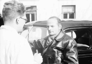 Bukarest: Gespräche am Auto, Ingenieur-Chauffeur Boila