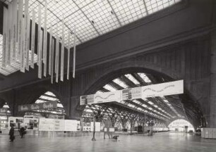 Leipzig Hauptbahnhof, Querbahnsteighalle