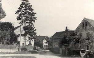 Dorfstraße in Kubschütz : Wjesna dróha w Kubšicach
