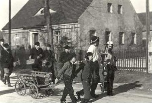 Fastnacht in Bluno : Gesellschaftliche Volkskultur - Frühling. Ort: Bluń / Bluno. Fastnacht