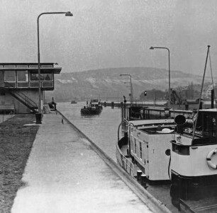 Schleuse Zeltingen/Mosel
