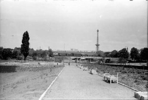 Berlin: Eröffnung des Halensee-Parks; mit Funkturm