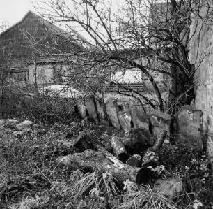 Sachteil: Stellsteine; Erbach, Fortunastraße 35