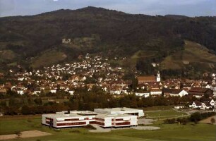 Oberkirch: Stadt von Butschbach: Hintergrund Schauenburg