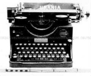 Schreibmaschine "URANIA" Nr. 11417