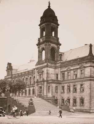 Dresden, Ständehaus mit Treppe zur Brühlschen Terrasse
