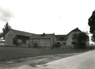 Großröhrsdorf, Weststraße/Ecke Dammweg. Bauernhof