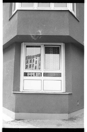 Kleinbildnegativ: Zossener Straße, Ecke Baruther Straße, 1982