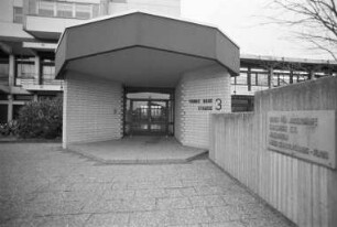 Christophorus-Haus des Vereins für Jugendhilfe Karlsruhe e.V. in der Thomas-Mann-Straße 3 in Daxlanden-Ost