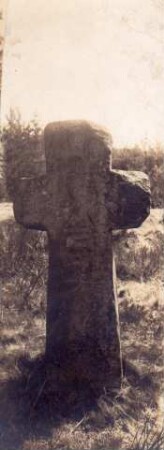 Sogenanntes Pfaffenkreuz. Sühnekreuz. An der stelle soll ein Geistlicher erschlagen worden sein