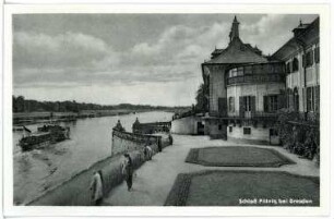 Pillnitz. Schloss Pillnitz mit Elbe und Dampfer