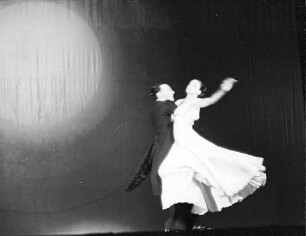 Scala: Mary Raye und Naldi tanzen