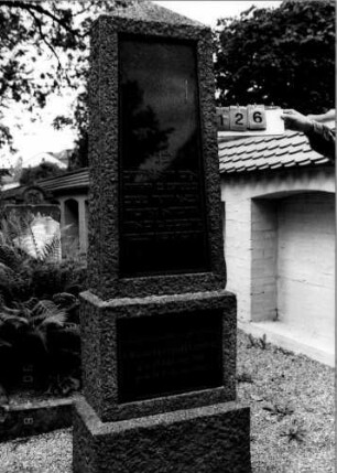 Grabstein 126
