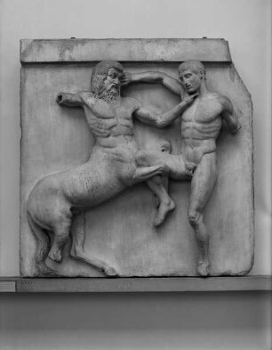 Metope mit Kampfszene zwischen Lapith und Kentaur