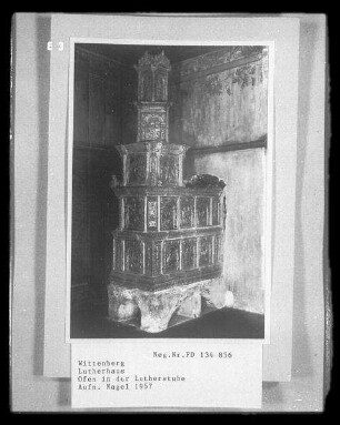 Wittenberg, Lutherhaus, Kachelofen in der Lutherstube