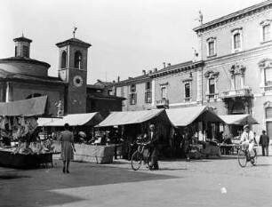Brescia, Piazza del Mercato
