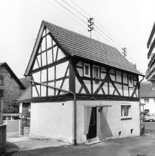 Mischbau; Ortenberg, Vogelsbergstraße 2A