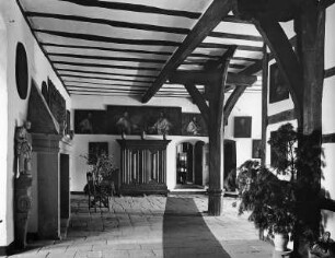 Sankt Johann (bei Mayen). Schloss Bürresheim (1401/1500). Trierer Teil. Nordflügel. Großer Saal