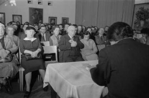 Walther Victor : Schriftsteller-Lesung und Geburtstagsfeier