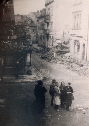 Altstadt, Dörfle. Brunnenstraße/Ecke Markgrafenstraße