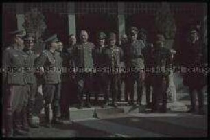Gruppenfoto anlässlich des Besuchs des japanischen Botschafters General Oshima an der Ostfront