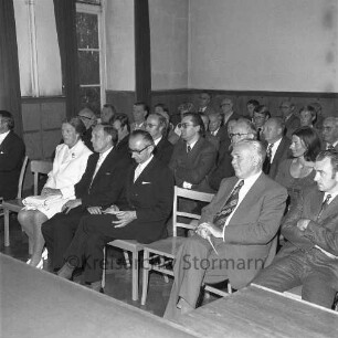 Amtsgericht: Königstraße: Verabschiedung Amtsrichter Eduard Dehns: im Beisein von Leiter des Amtsgerichts Richter Werner Finke, Mitarbeitern und Funktionsträgern