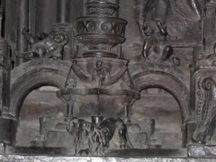 Sebaldusgrabmal — Putti und Löwe