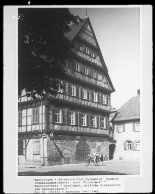 Friedrich-List-Gymnasium & Ehemaliges Franziskanerkloster & Schwörhof