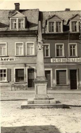 Postmeilensäule in Elstra : Póstowy stołp w Halštrowje