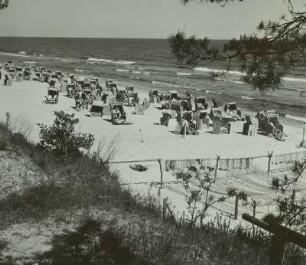 Insel Usedom. Ückeritz. Badestrand und Fischerstrand - von der Hochdüne aus.