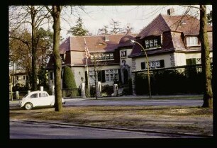 Pacelliallee 2.2.75.