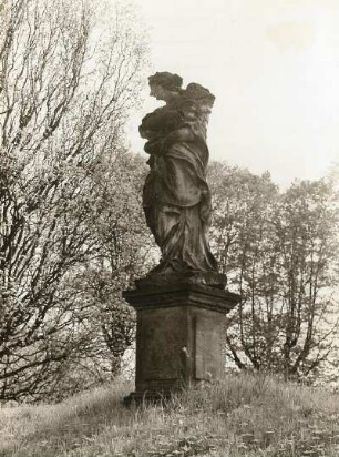 Allegorische Frauengestalt