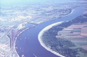Rhein vor dem Ausbau 1962 bei Godorf