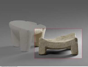 Vierbeiniger Hocker