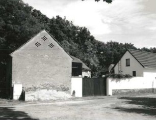Uhyst. Gehöft, Mittelstraße 1 (19. Jahrhundert). Straßenansicht